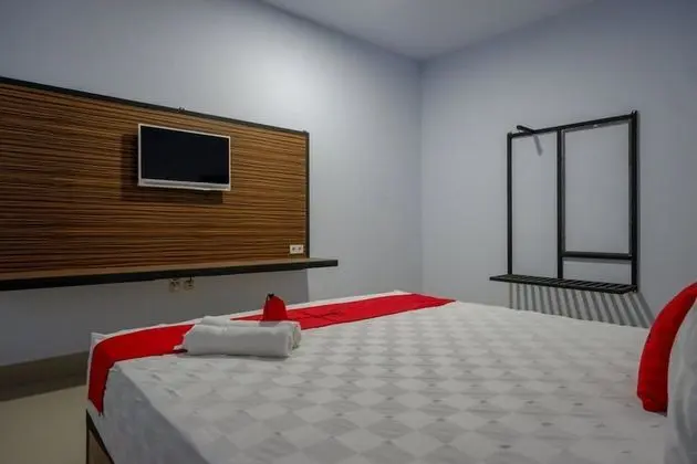 Deluxe Oda (RedDoorz)