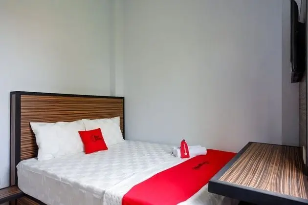 Tek Büyük Yataklı Oda (RedDoorz)