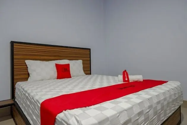 Tek Büyük Yataklı Oda (RedDoorz)