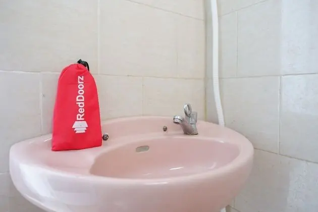 Tek Büyük Yataklı Oda (RedDoorz)