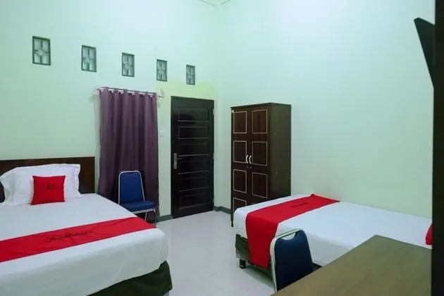 İki Ayrı Yataklı Oda (RedDoorz)