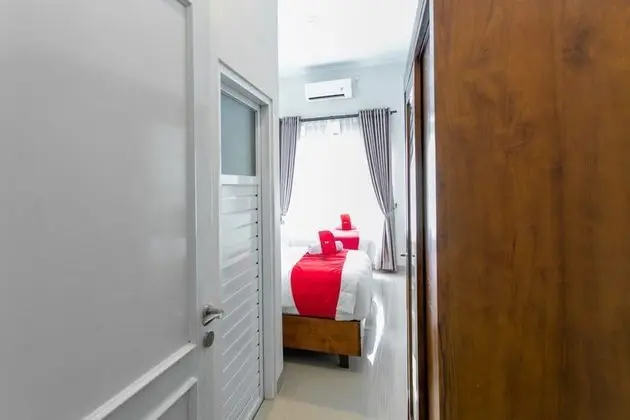 İki Ayrı Yataklı Oda (RedDoorz)