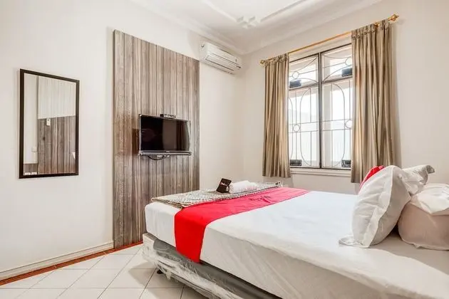 Tek Büyük Yataklı Oda (RedDoorz)