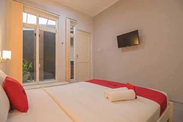 Tek Büyük Yataklı Oda