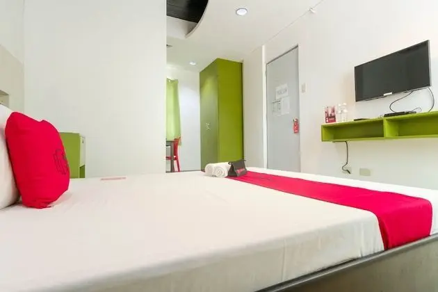 Deluxe Tek Büyük Yataklı Oda (Reddoorz)