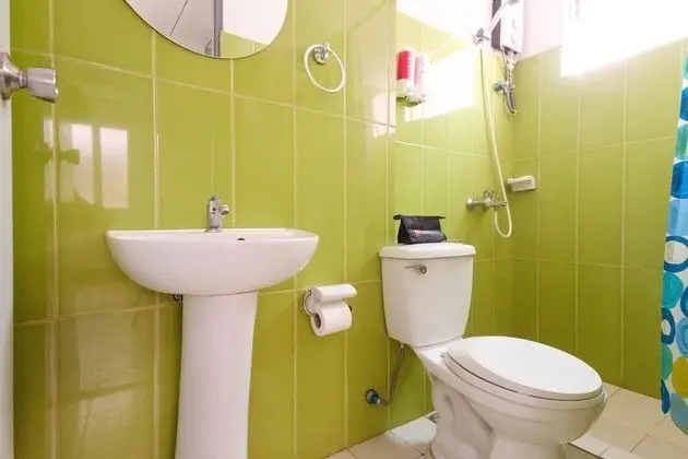 Deluxe Tek Büyük Yataklı Oda (Reddoorz)