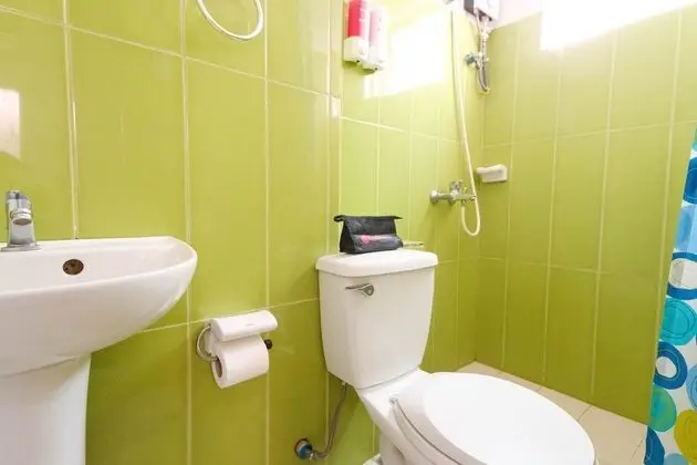 Deluxe Tek Büyük Yataklı Oda (Reddoorz)