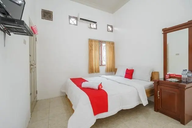 Tek Büyük Yataklı Oda (RedDoorz)
