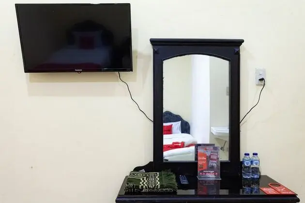 Tek Büyük Yataklı Oda (RedDoorz)