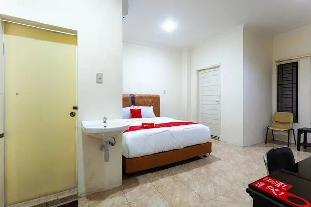 Tek Büyük Yataklı Oda (RedDoorz)
