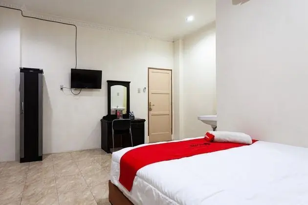Tek Büyük Yataklı Oda (RedDoorz)