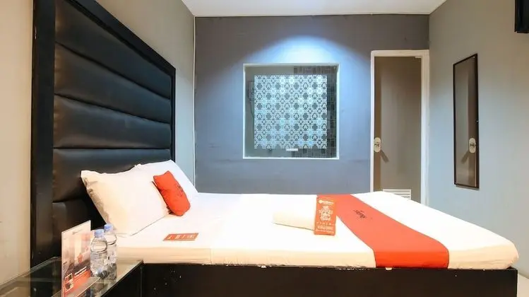 Tek Büyük Yataklı Oda (Reddoorz)