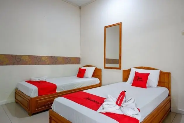 Deluxe İki Ayrı Yataklı Oda (RedDoorz)