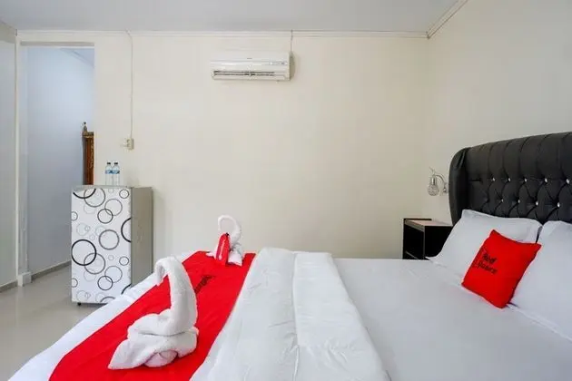 Deluxe Oda (RedDoorz)