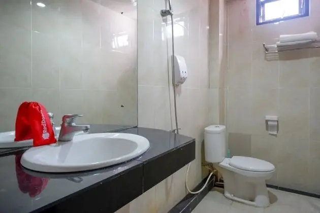 Tek Büyük Yataklı Oda (RedDoorz)