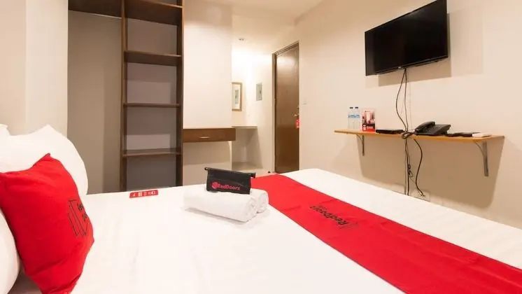 Tek Büyük Yataklı Oda (Reddoorz)