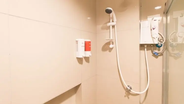 Tek Büyük Yataklı Oda (Reddoorz)