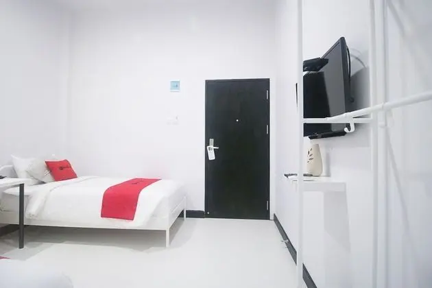 İki Ayrı Yataklı Oda (RedDoorz)