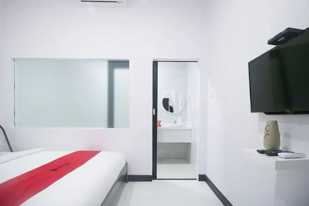 Tek Büyük Yataklı Oda (RedDoorz)