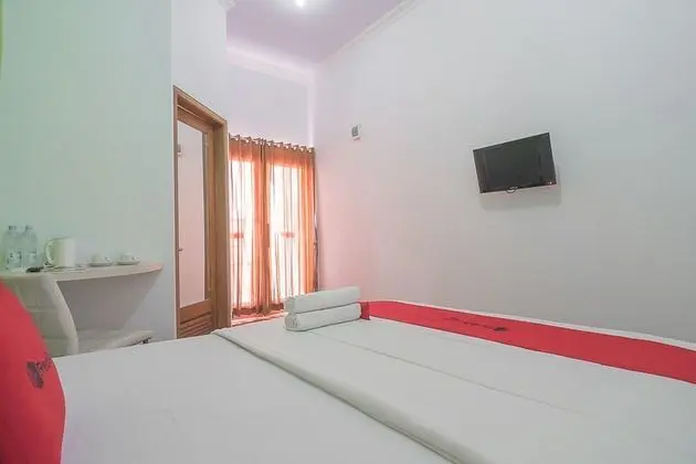 Tek Büyük Yataklı Oda (RedDoorz)