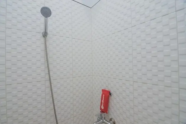 Tek Büyük Yataklı Oda (RedDoorz)