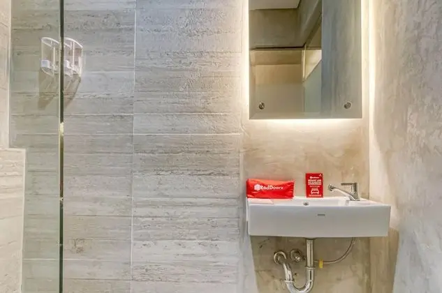 Tek Büyük Yataklı Oda (RedDoorz)