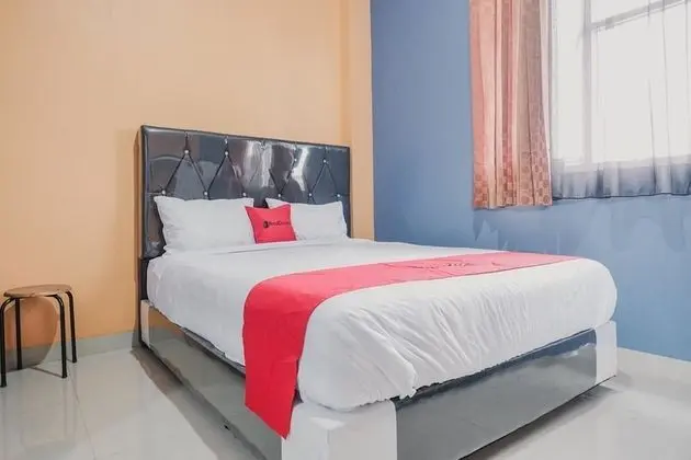 Tek Büyük Yataklı Oda (RedDoorz)