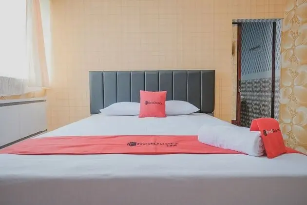 Tek Büyük Yataklı Oda (RedDoorz)