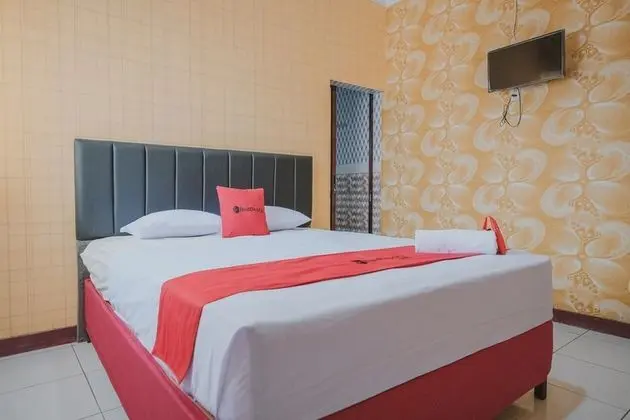 Tek Büyük Yataklı Oda (RedDoorz)