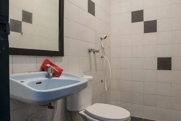 Tek Büyük Yataklı Oda (RedDoorz)
