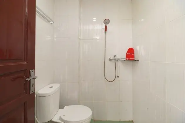 İki Ayrı Yataklı Oda (RedDoorz)