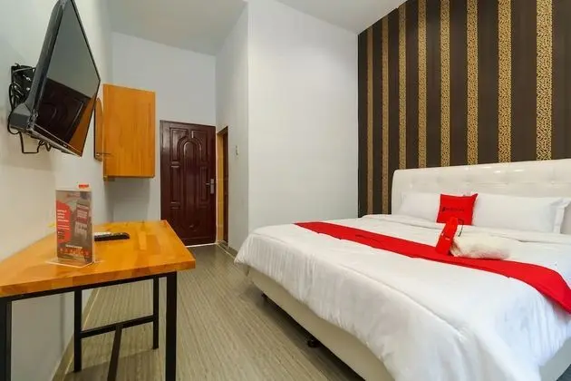 Tek Büyük Yataklı Oda (RedDoorz)