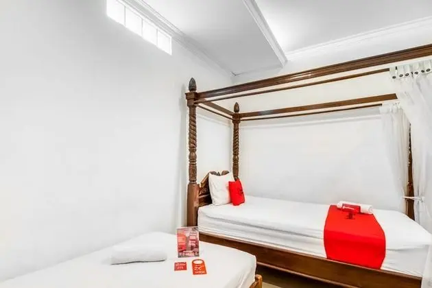 İki Ayrı Yataklı Oda (RedDoorz)