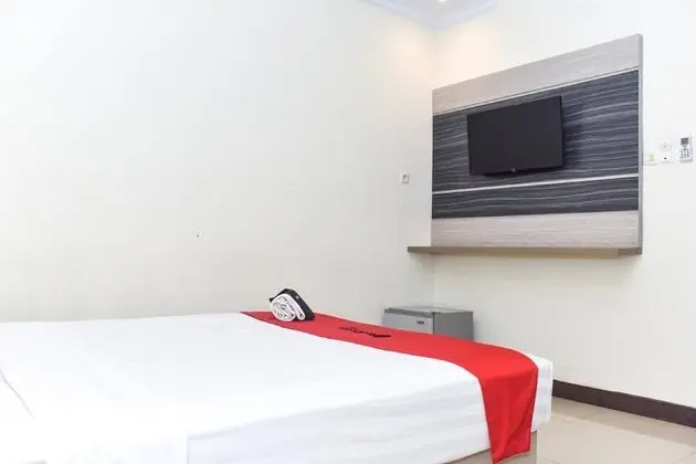 Economy Tek Büyük Yataklı Oda