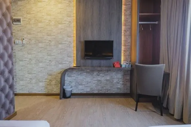 Tek Büyük Yataklı Oda (RedDoorz)