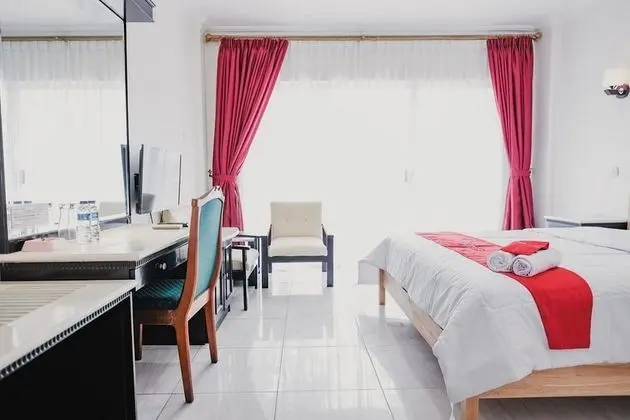 Tek Büyük Yataklı Oda (RedDoorz)