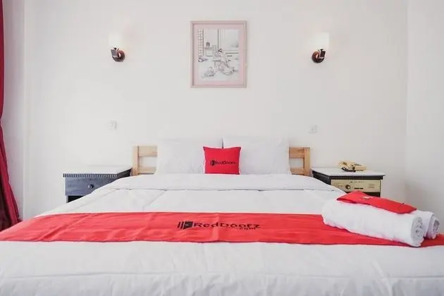 Tek Büyük Yataklı Oda (RedDoorz)