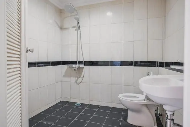 Tek Büyük Yataklı Oda (RedDoorz)
