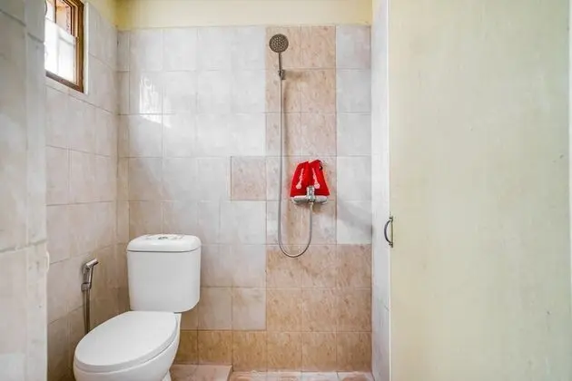 İki Ayrı Yataklı Oda (RedDoorz)