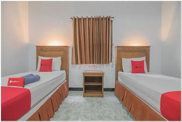 İki Ayrı Yataklı Oda (RedDoorz)