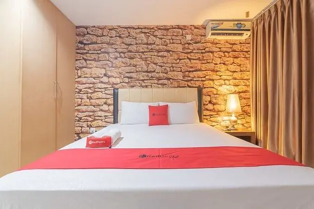 Tek Büyük Yataklı Oda (RedDoorz)