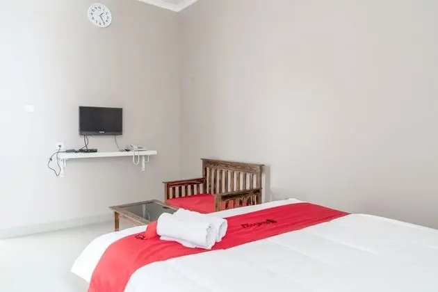 Tek Büyük Yataklı Oda (RedDoorz)