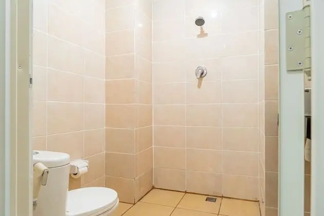 Tek Büyük Yataklı Oda (RedDoorz)