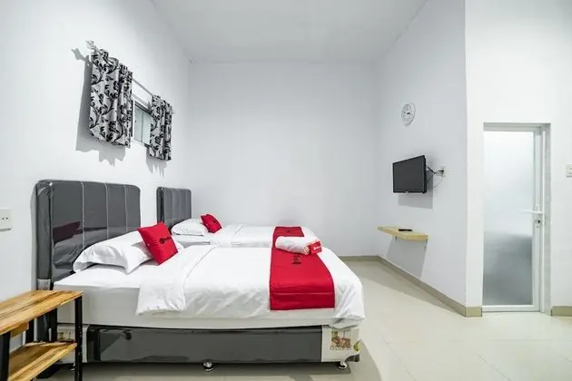 İki Ayrı Yataklı Oda (RedDoorz)