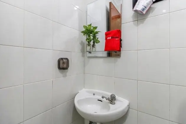 Economy Tek Büyük Yataklı Oda