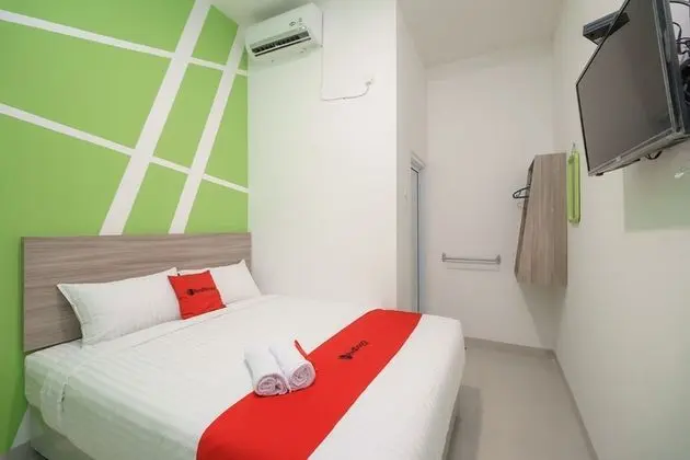 Tek Büyük Yataklı Oda (RedDoorz)