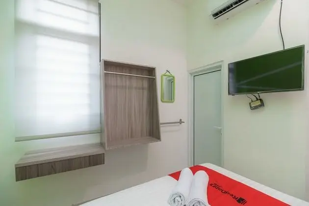 Tek Büyük Yataklı Oda (RedDoorz)