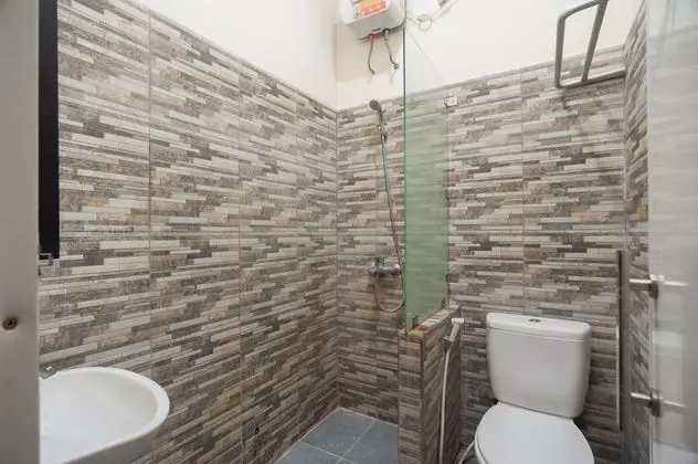 Economy Tek Büyük Yataklı Oda