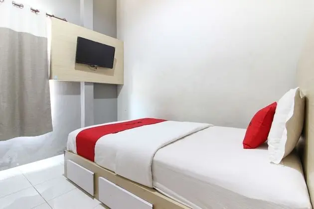 Economy Tek Büyük Yataklı Oda