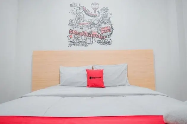 Tek Büyük Yataklı Oda (RedDoorz)